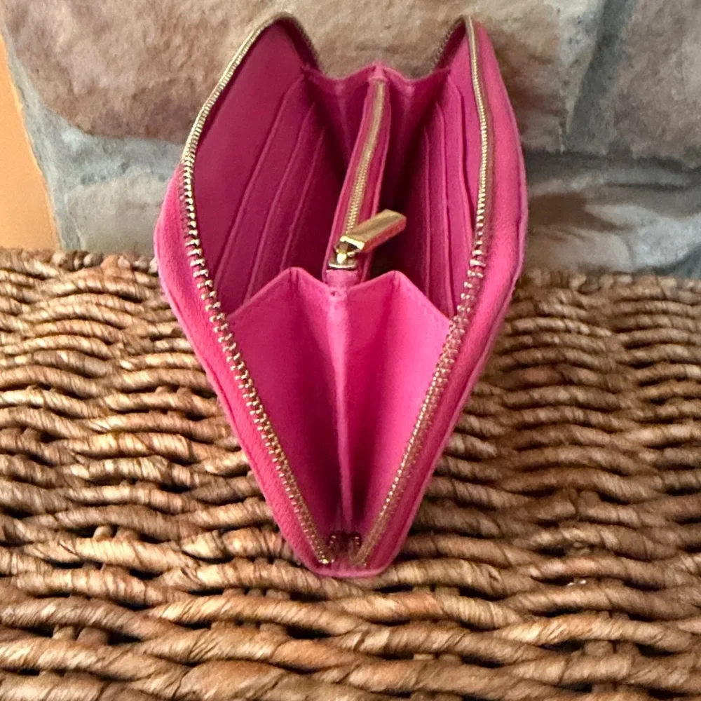 Tory Burch Robinson Pink Saffiano Leather zip around Continental Wallet